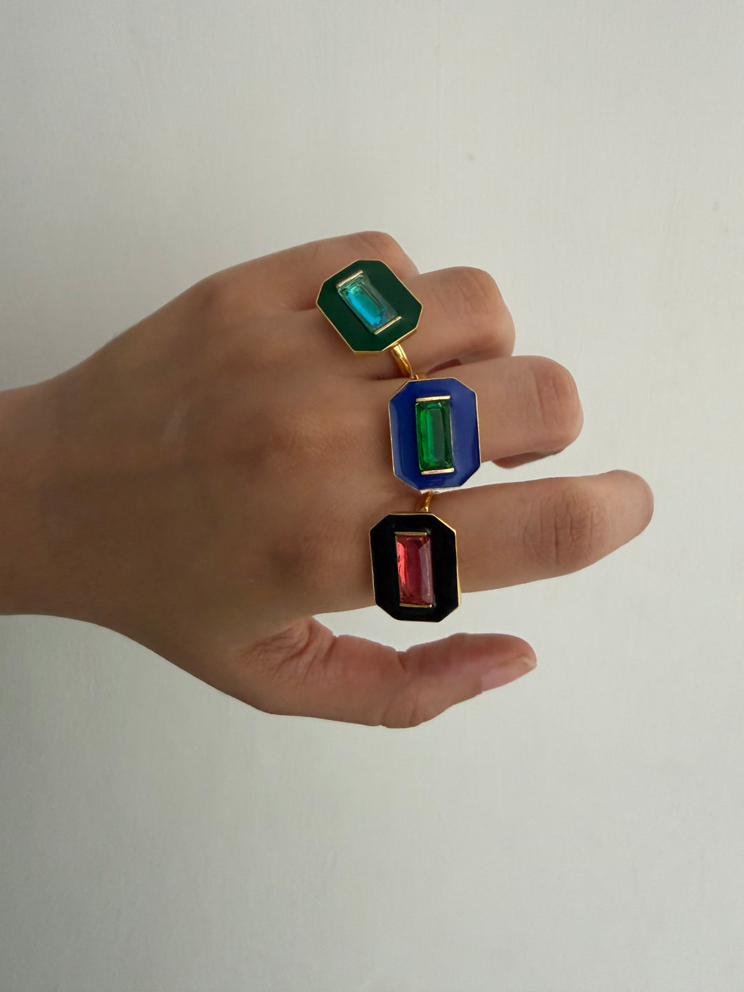 Terra tablet ring