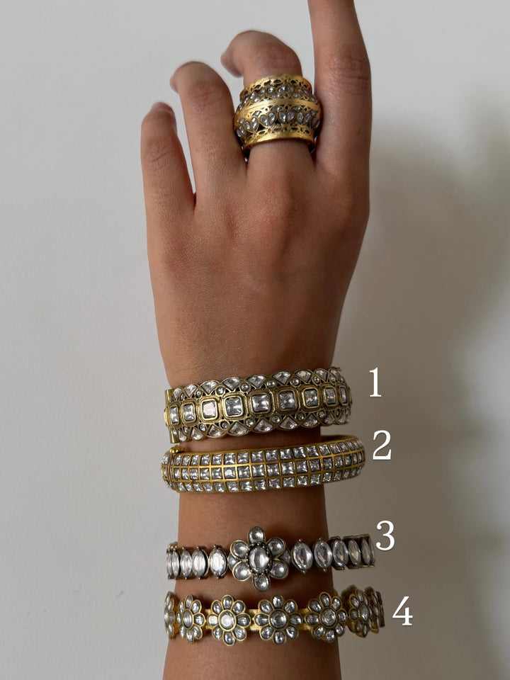 Gulnaar bracelet bangle