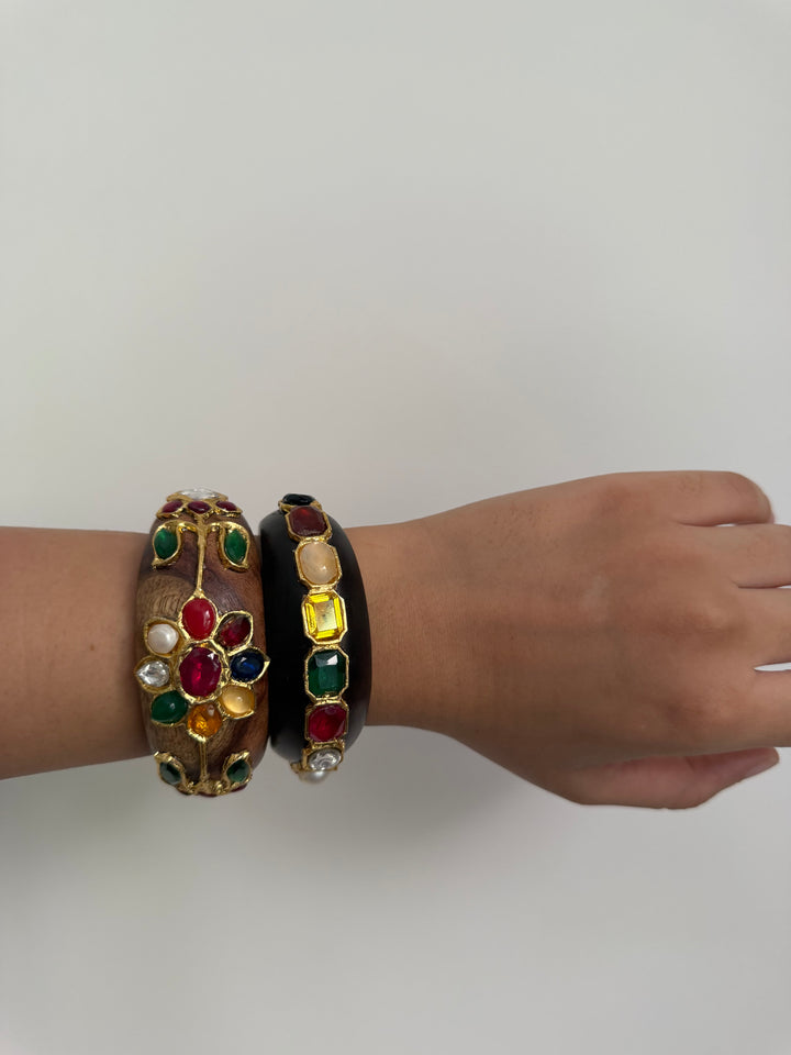 Jadau wooden bangle