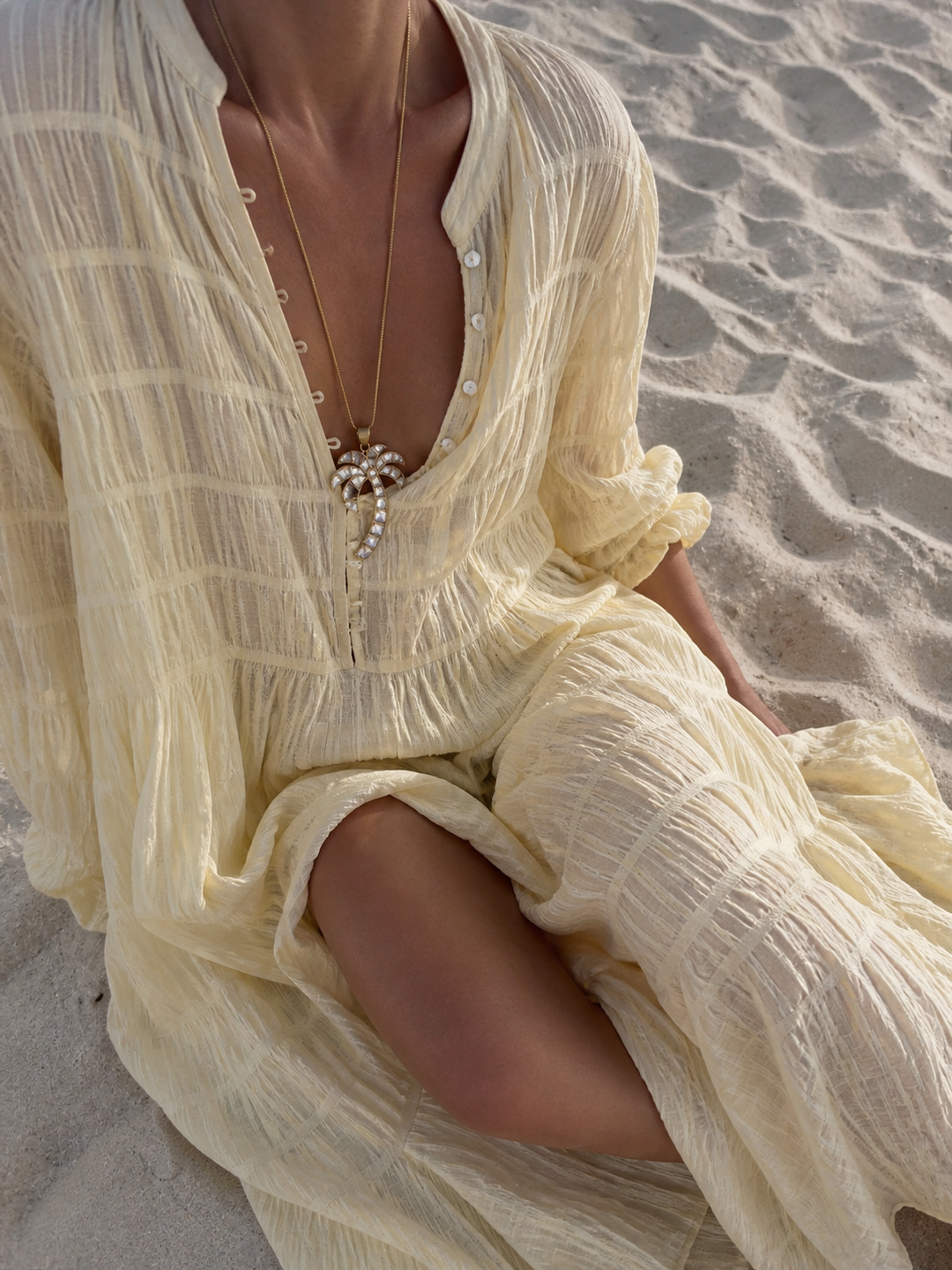 Palm jadau necklace