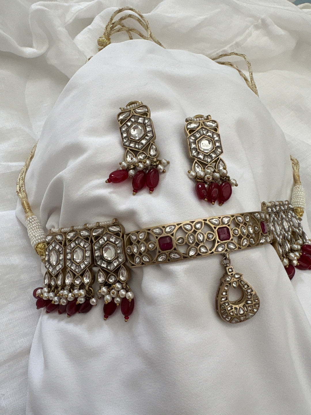 Kota Choker Necklace