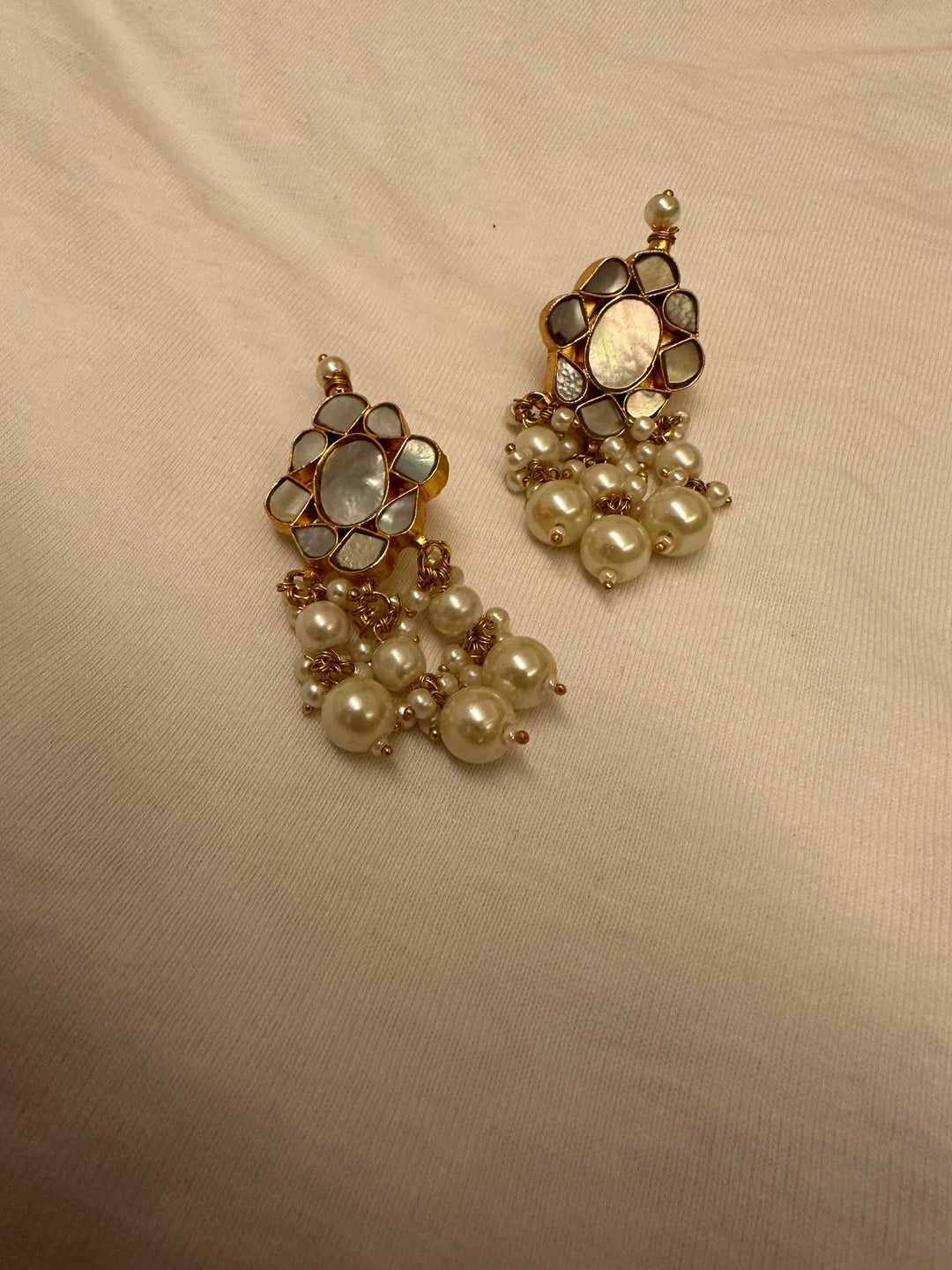 Udhan Milky Earrings