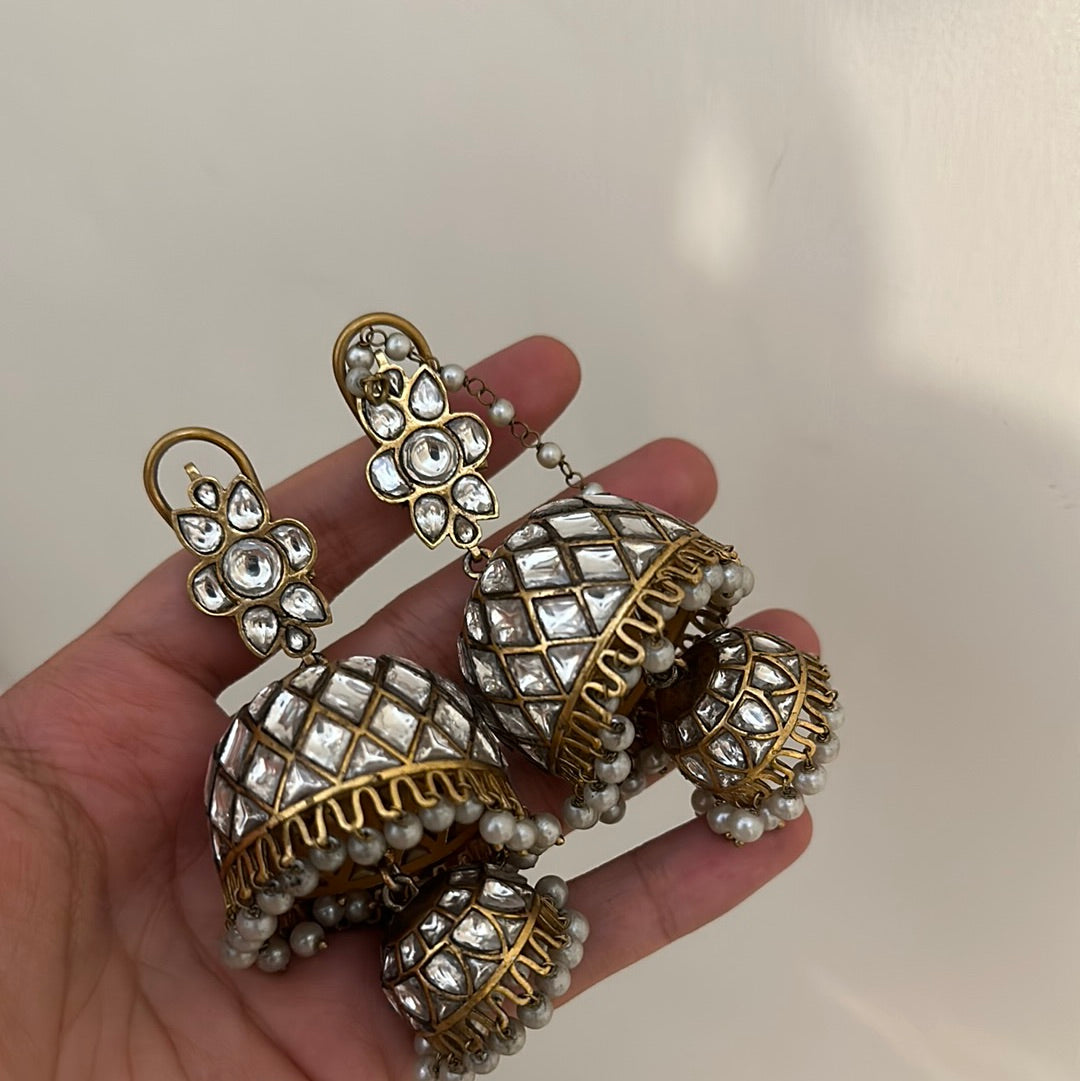 Taabir Jhumki Earrings