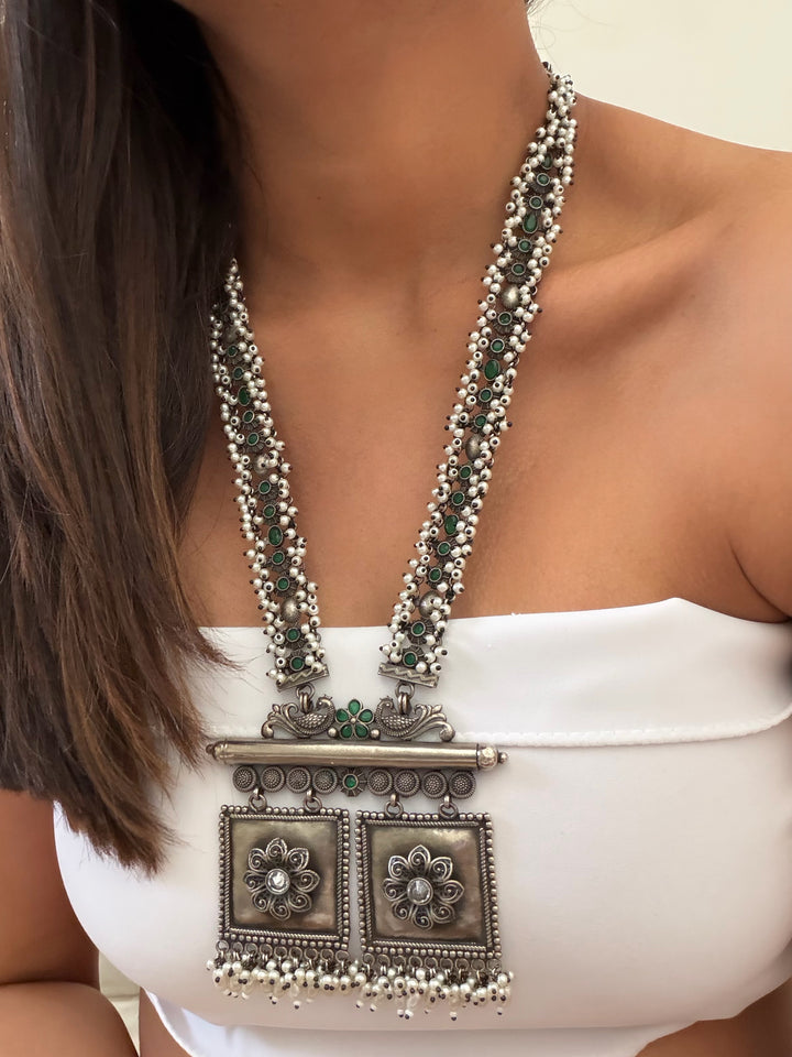 Shilar long necklace