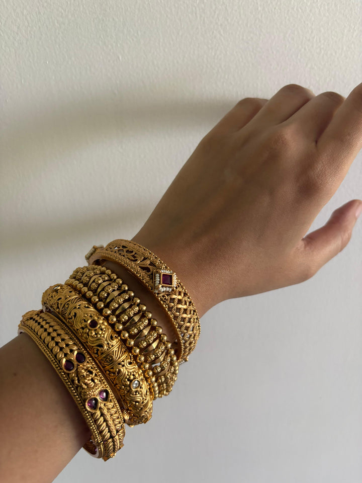 Mandapam bangle bracelet