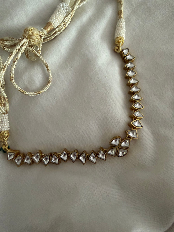 Shamia choker necklace
