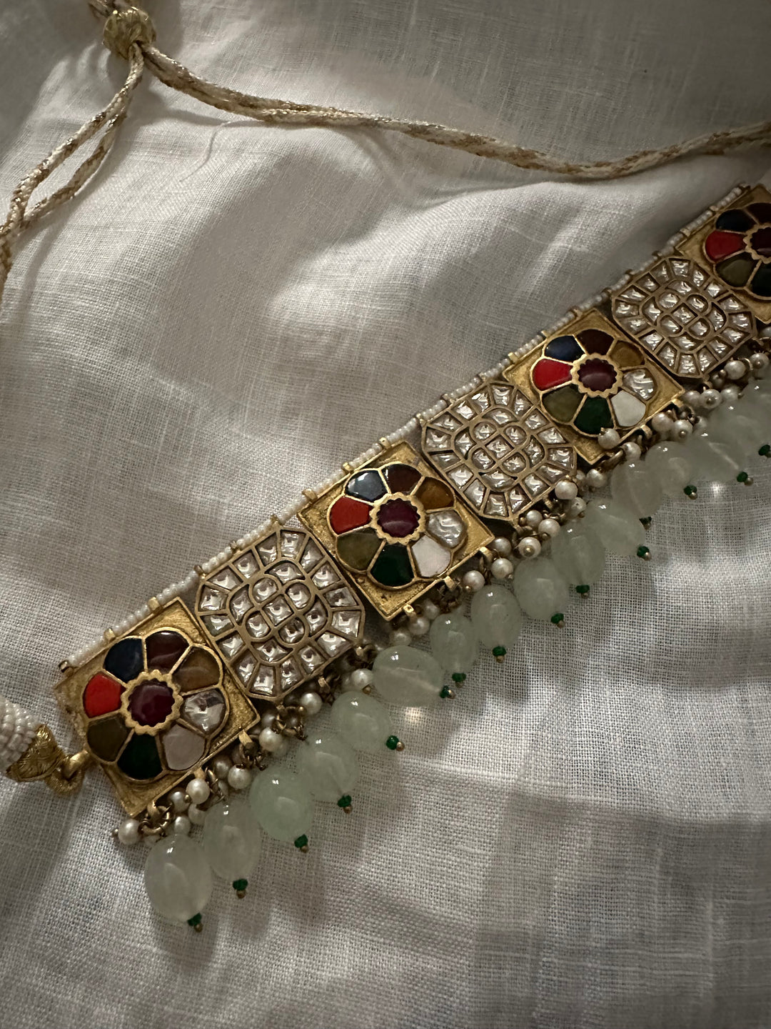 Navrtara choker necklace