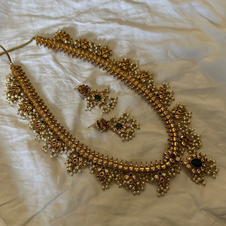 Sawrna Necklace