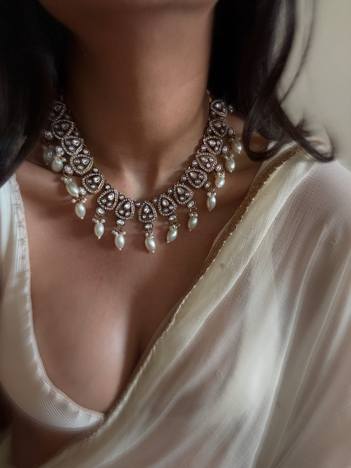 Zara victorian necklace set