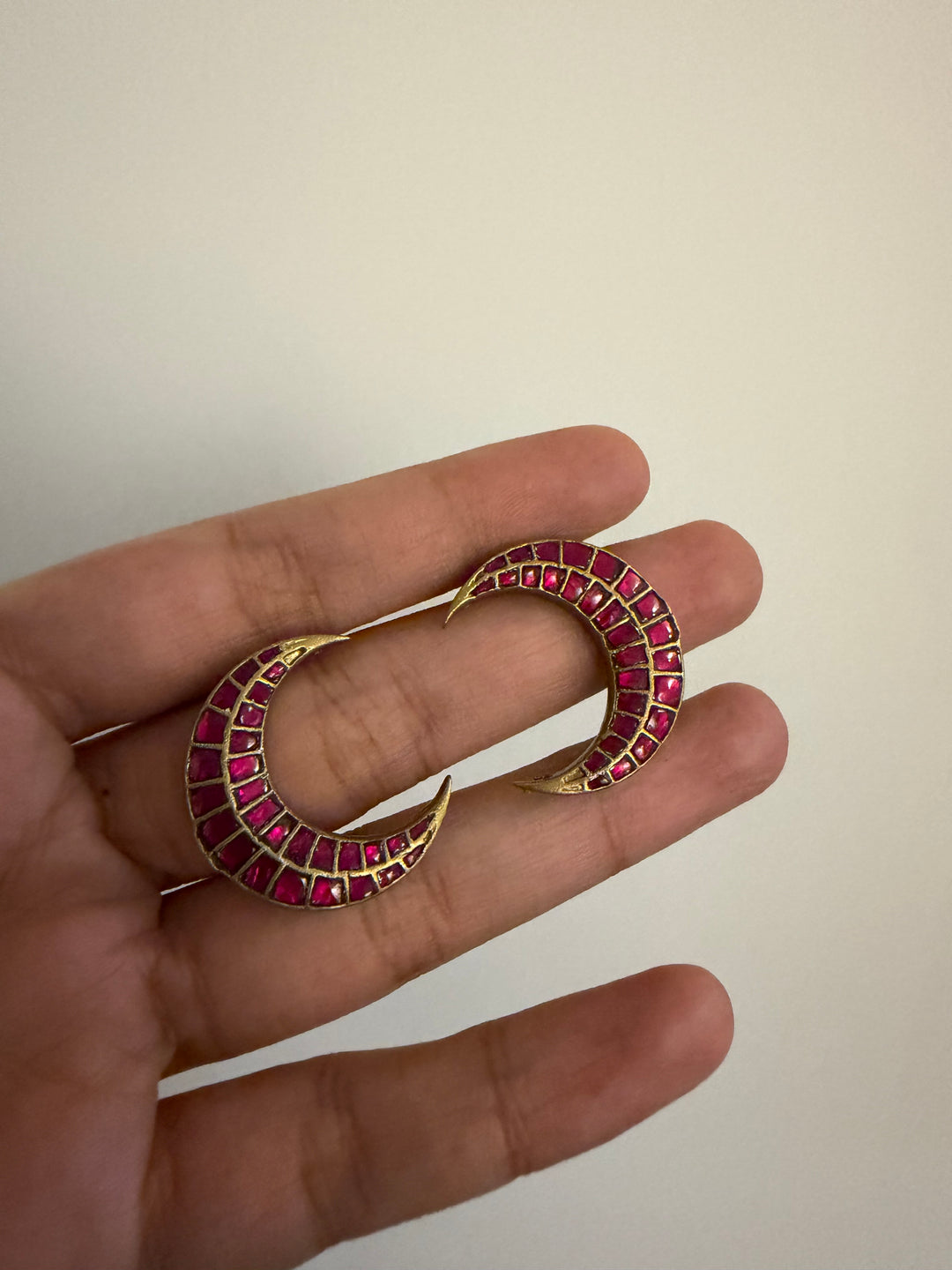 Crescent stud earrings