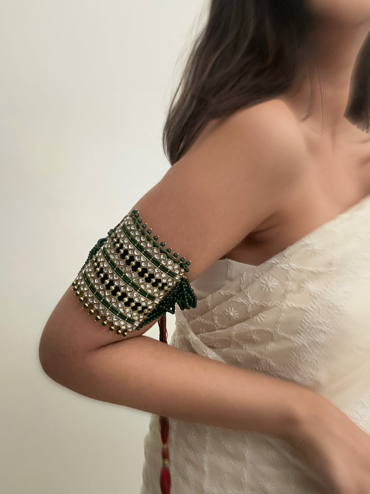 Bindni bajuband armlet
