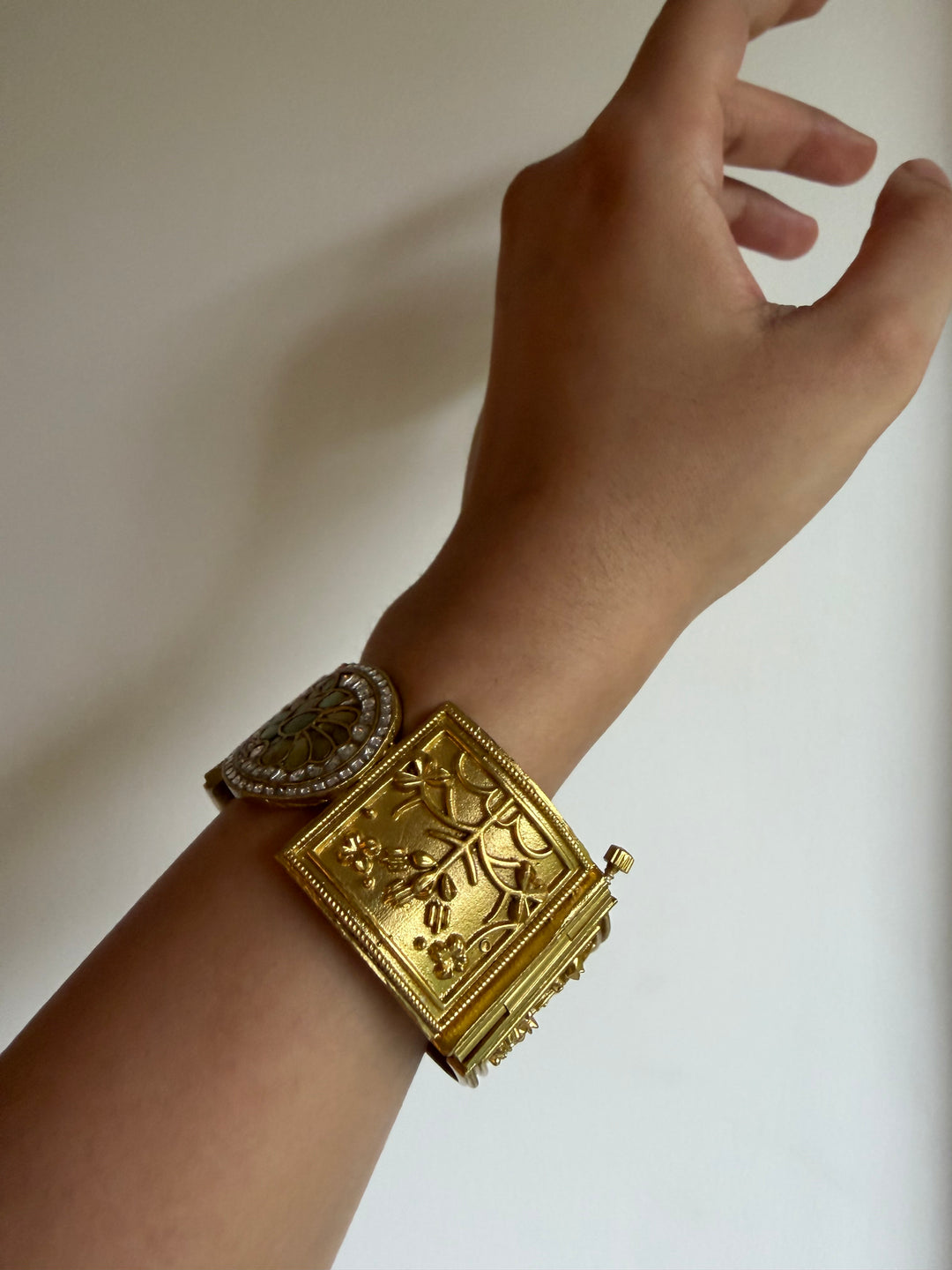Sahan mop bracelet