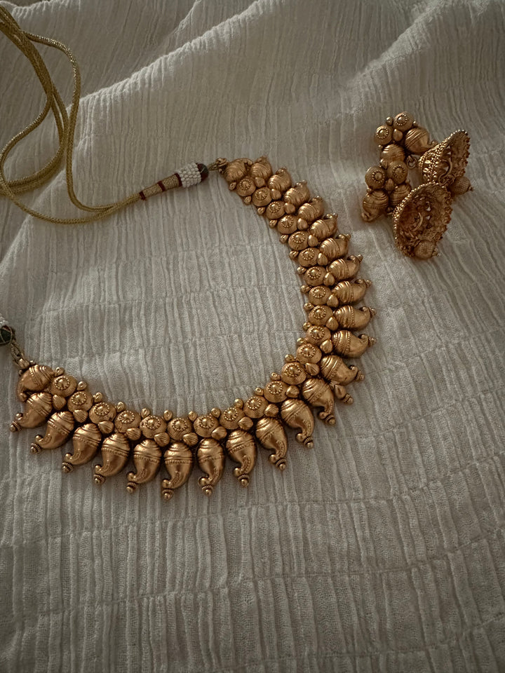 Koka Keri Necklace Set