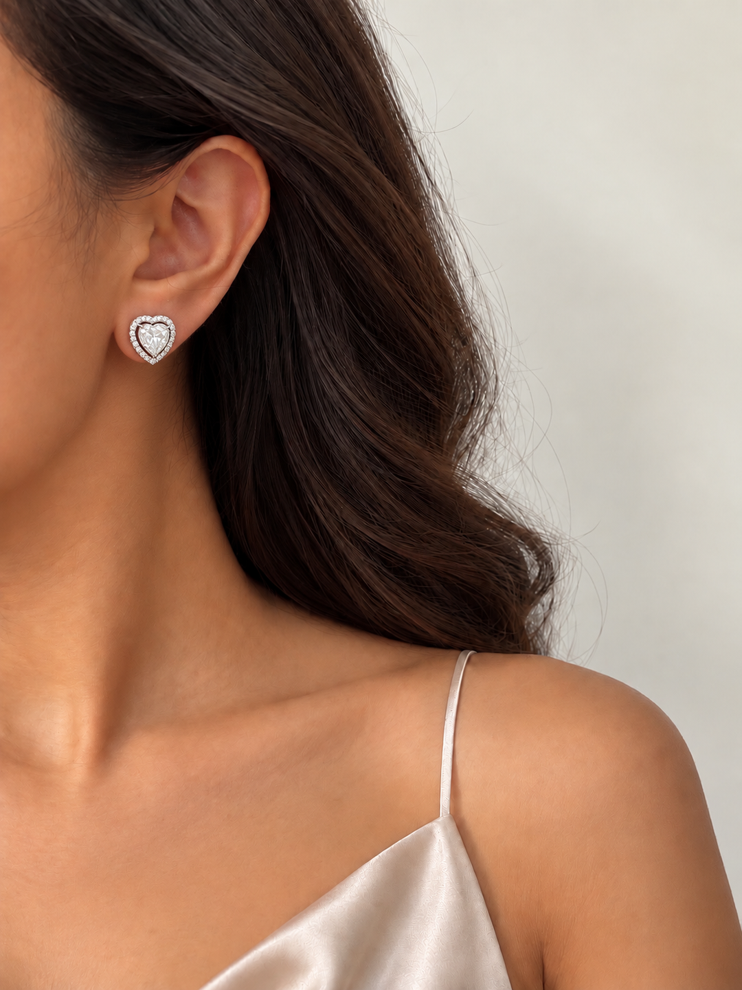 Heart shape solitare earrings
