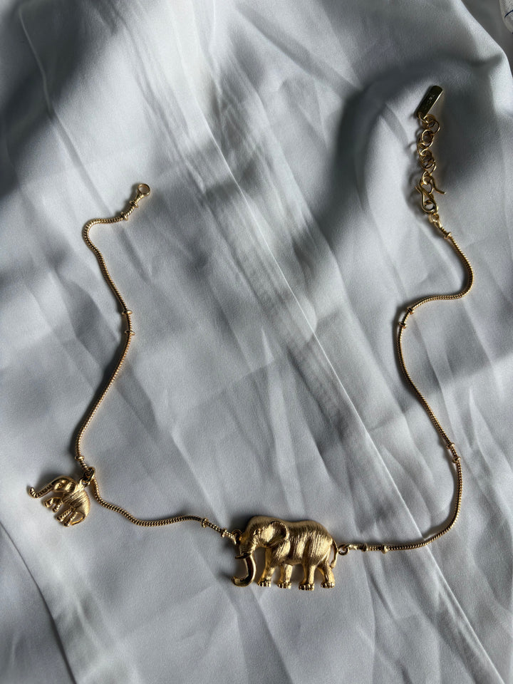 Elephant and baby elephant necklace