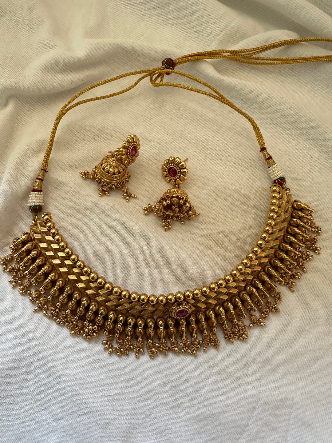 Koka zigzag necklace set