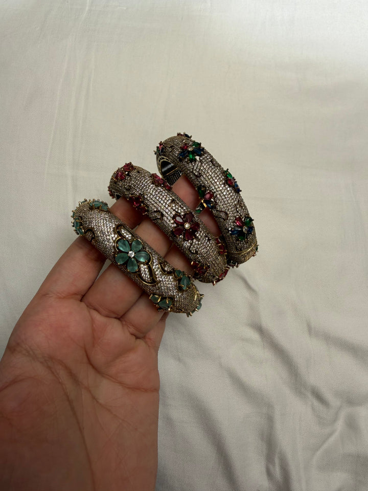 Spark bracelet