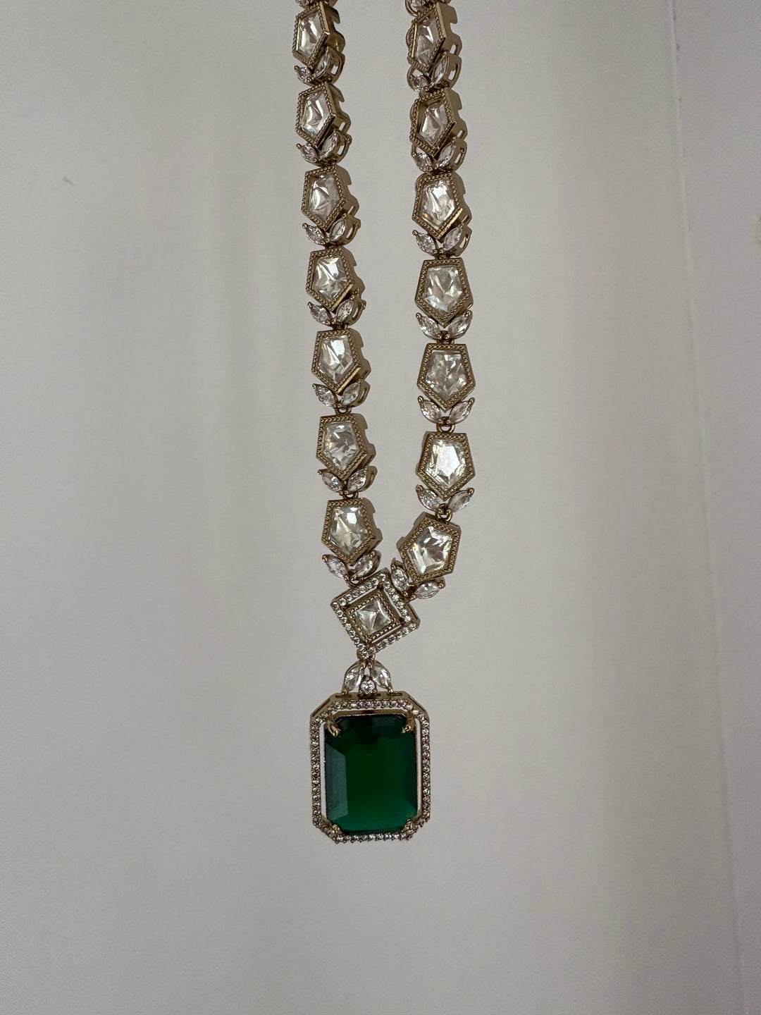 Ameli green victorian necklace