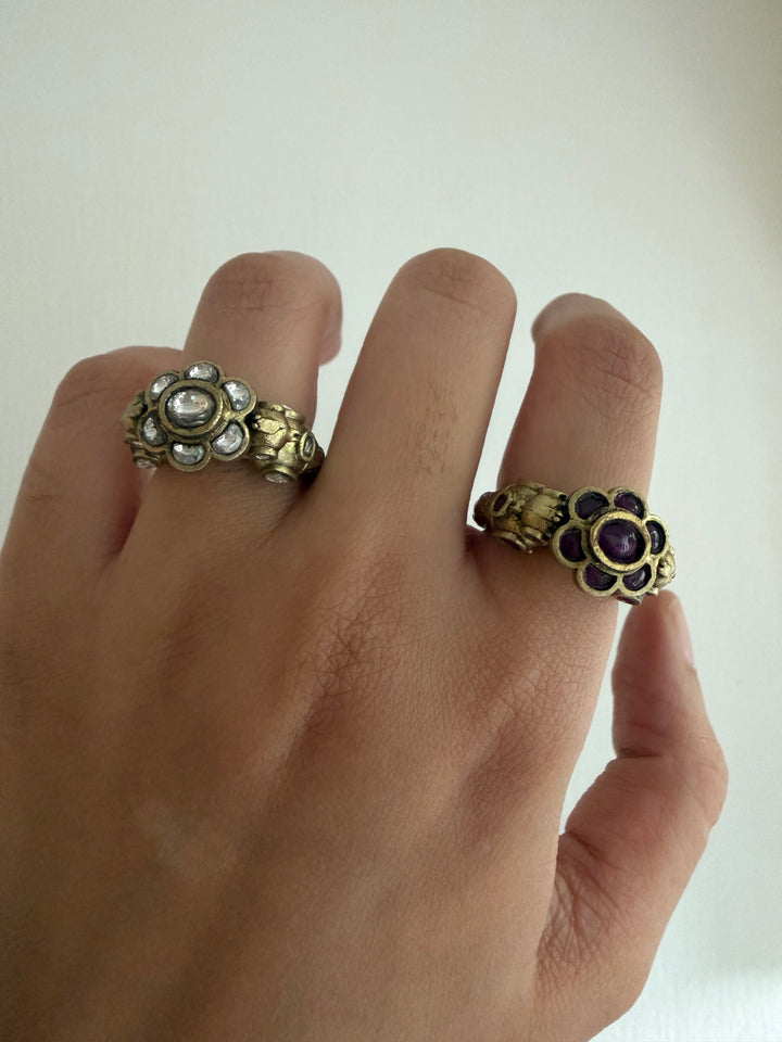 Birdie ring