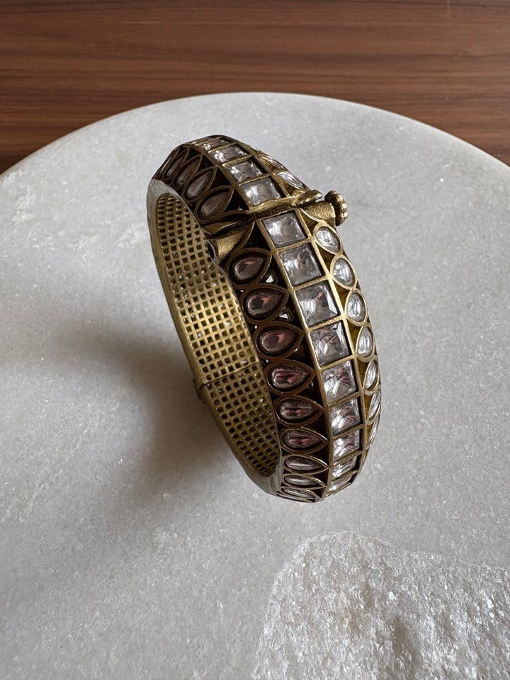 Antique Kundan Bracelet Stack