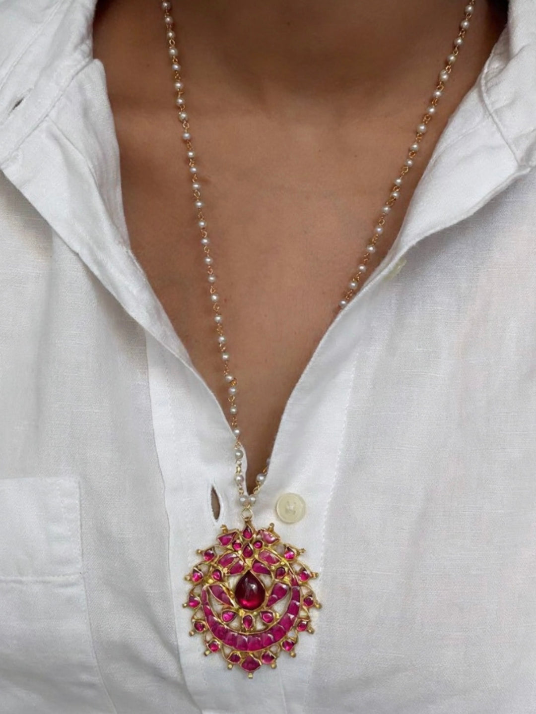 Rivasa gulab necklace
