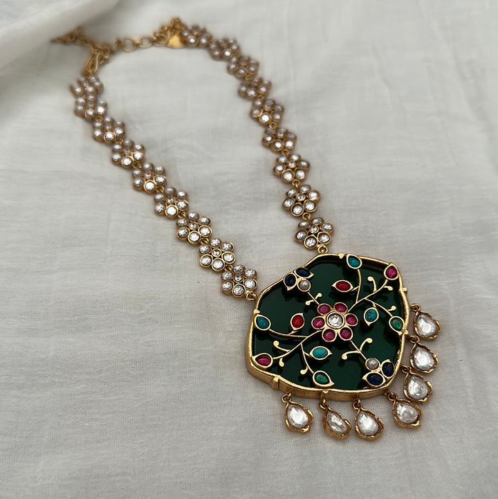 Cavos Kundan Necklace