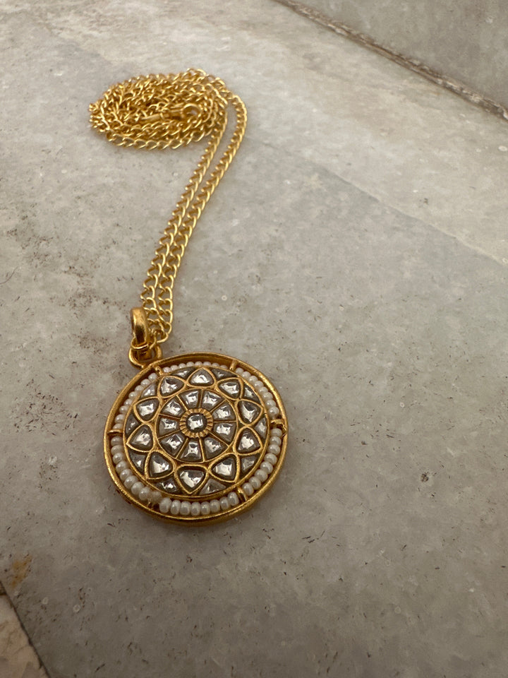 Jeypoor coin pendant necklace
