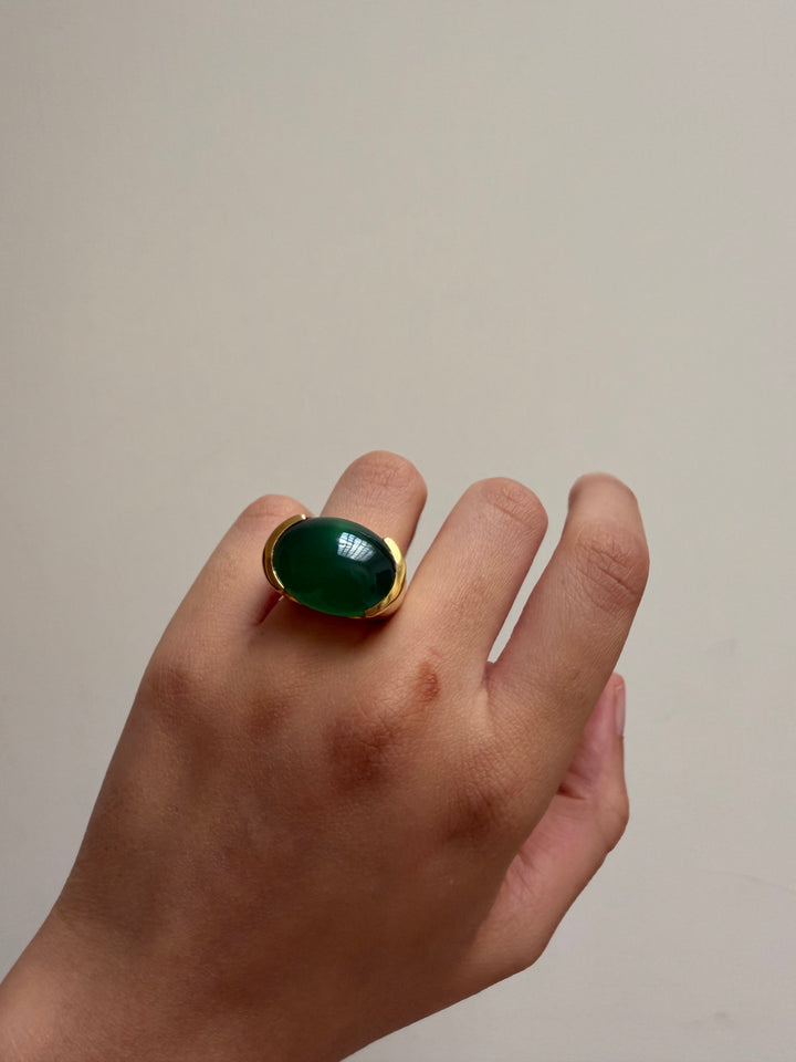 Green onyx penwood ring