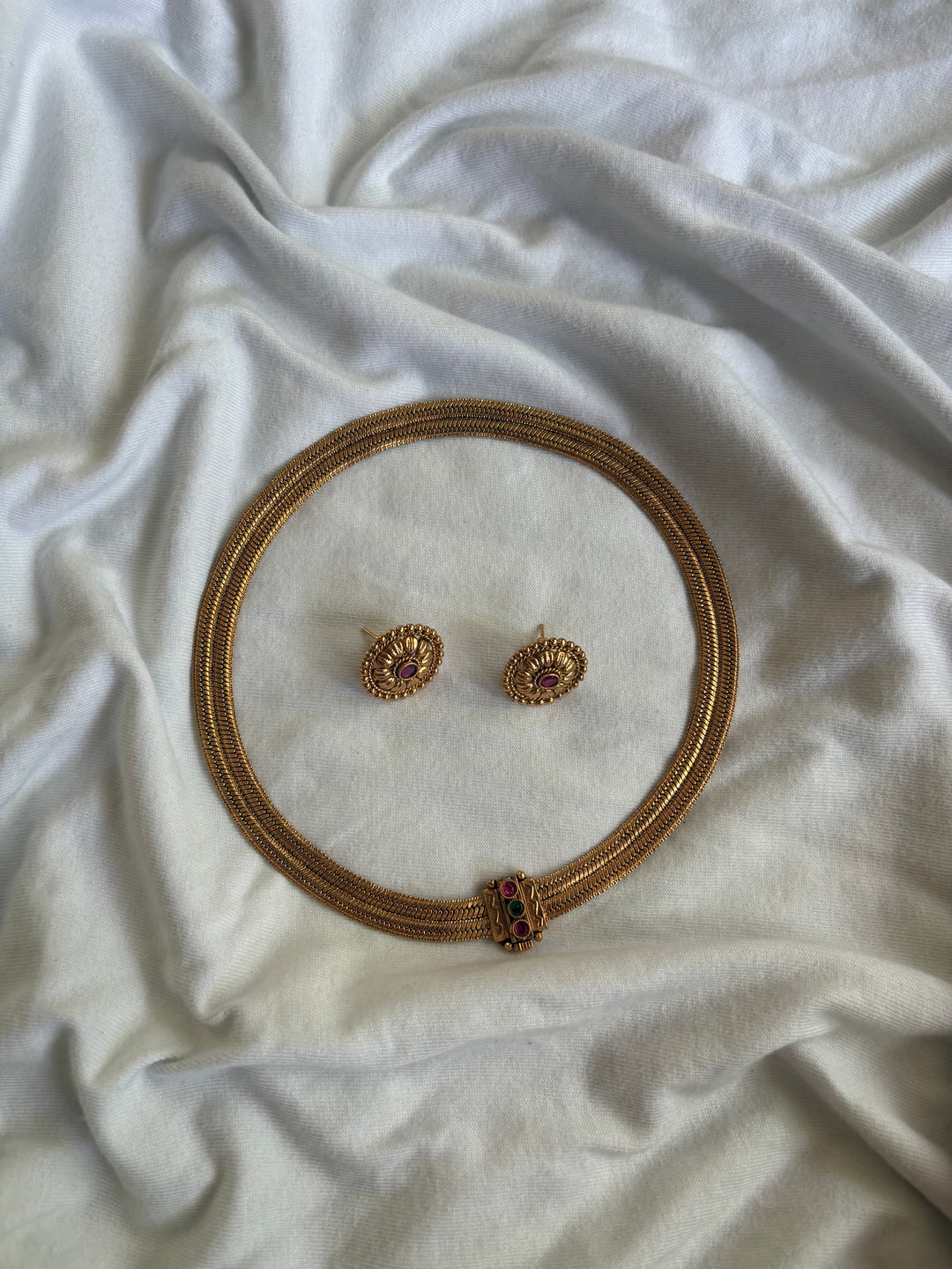 Aadhya Necklace Set