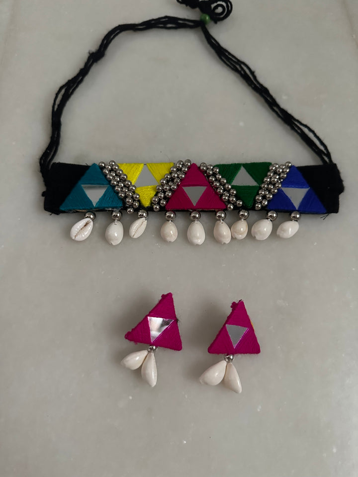 Raas shell necklace set