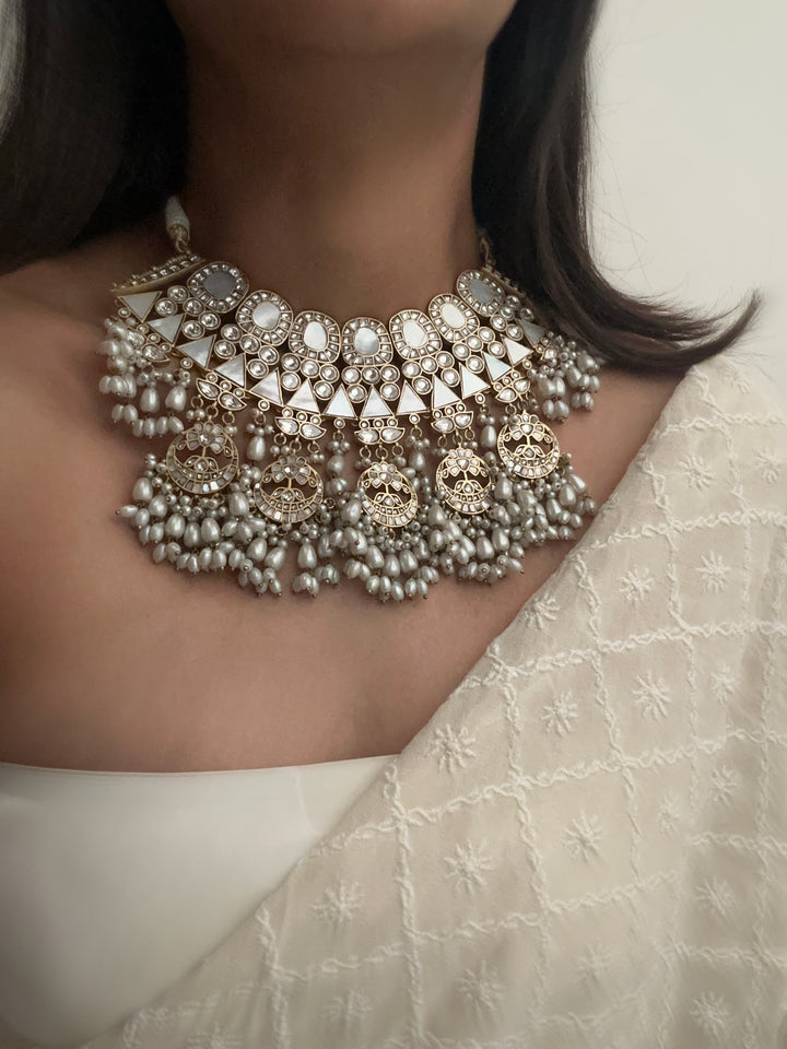 Bridal shanti necklace set