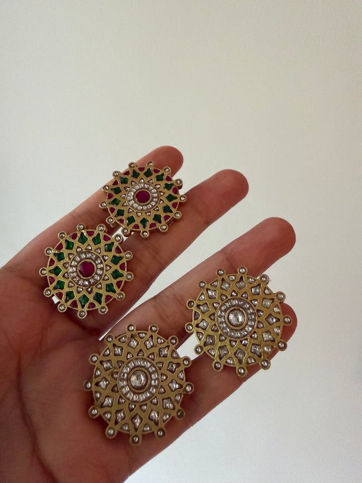 Universe round stud earrings