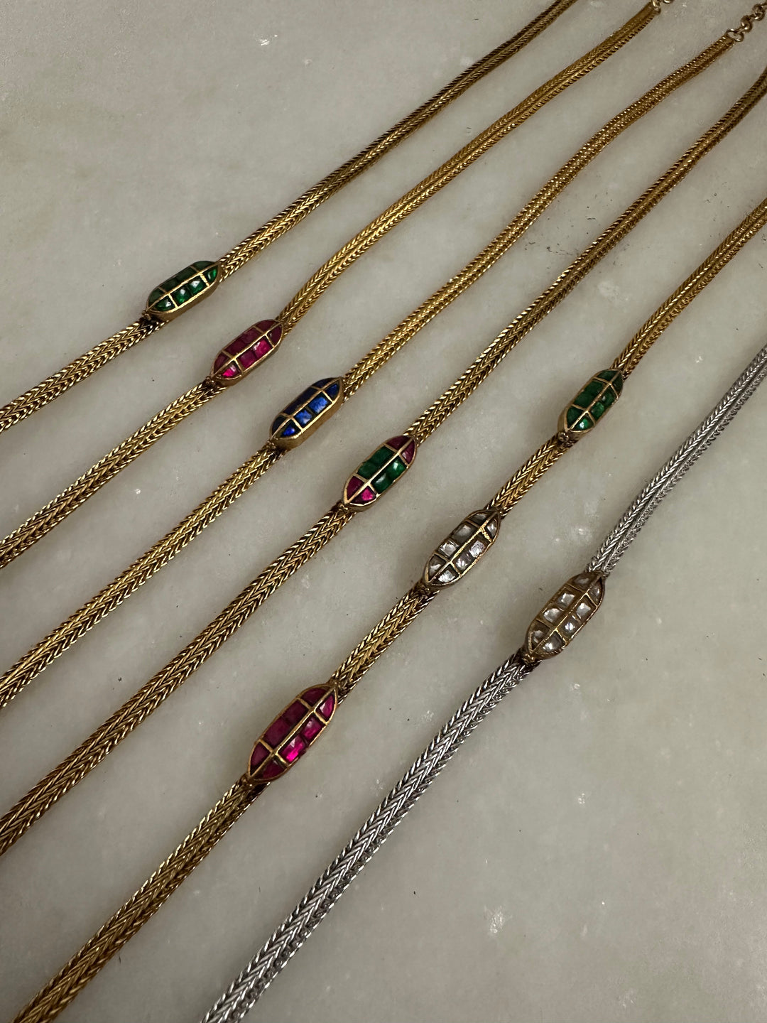 Modern age Tabeez choker necklace