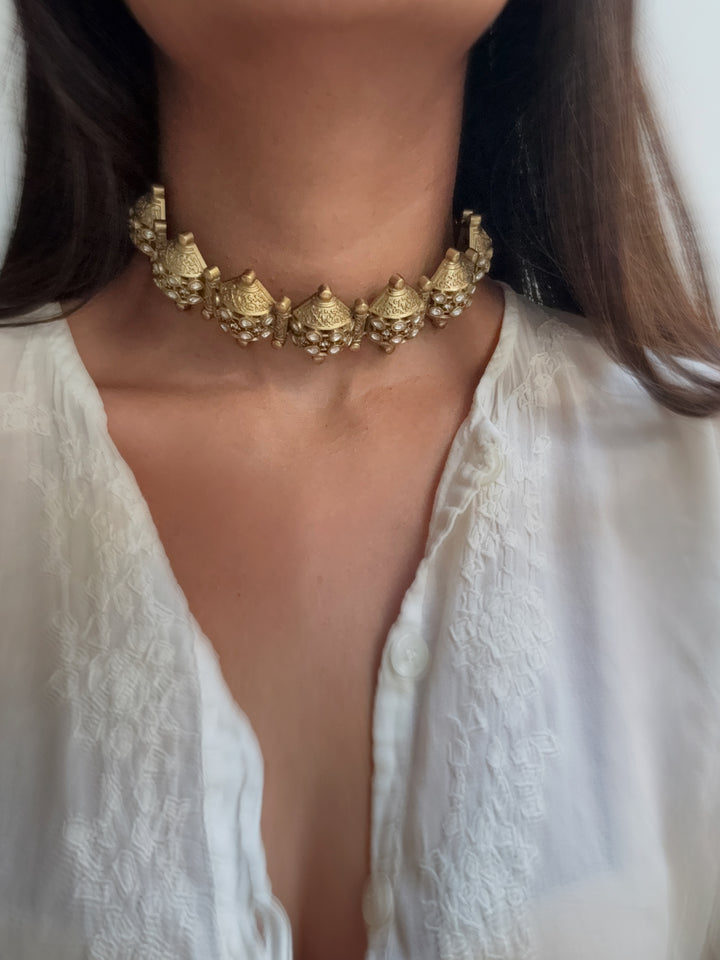 tomb antique necklace set