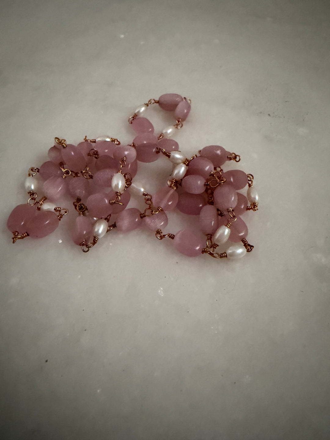 Stone strand necklace