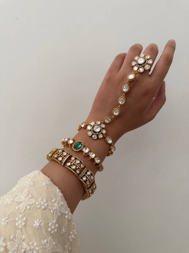 Hathphool gul zar bracelet