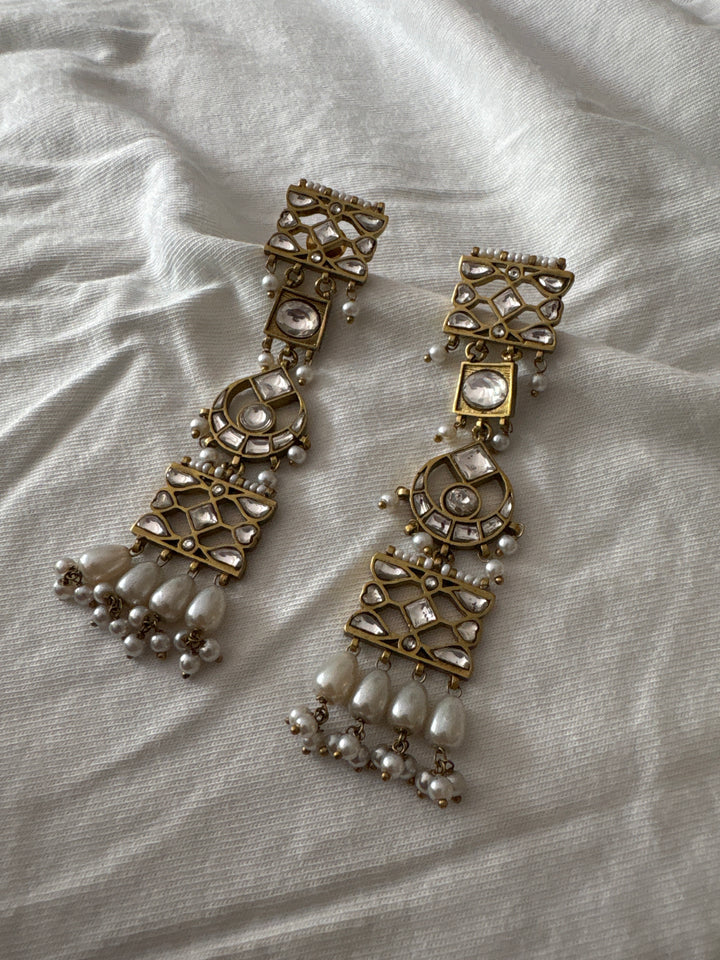Kina 2 Earrings