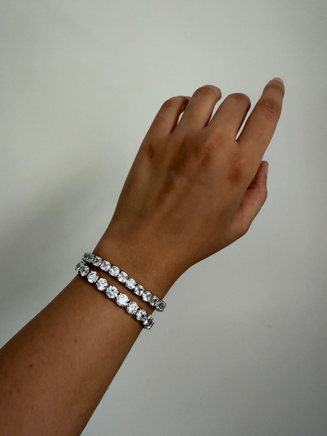 Tennis bracelet