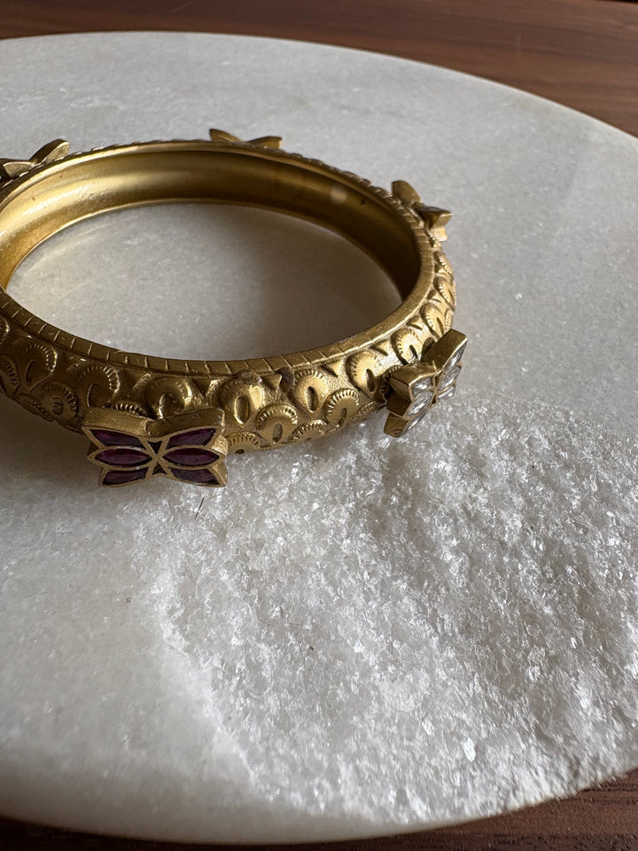 Antique Kundan Bracelet Stack