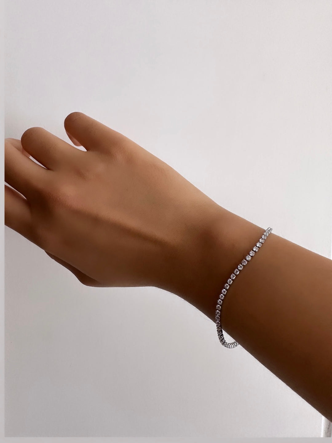 Deli Diamond Tennis Bracelet – Dhora India