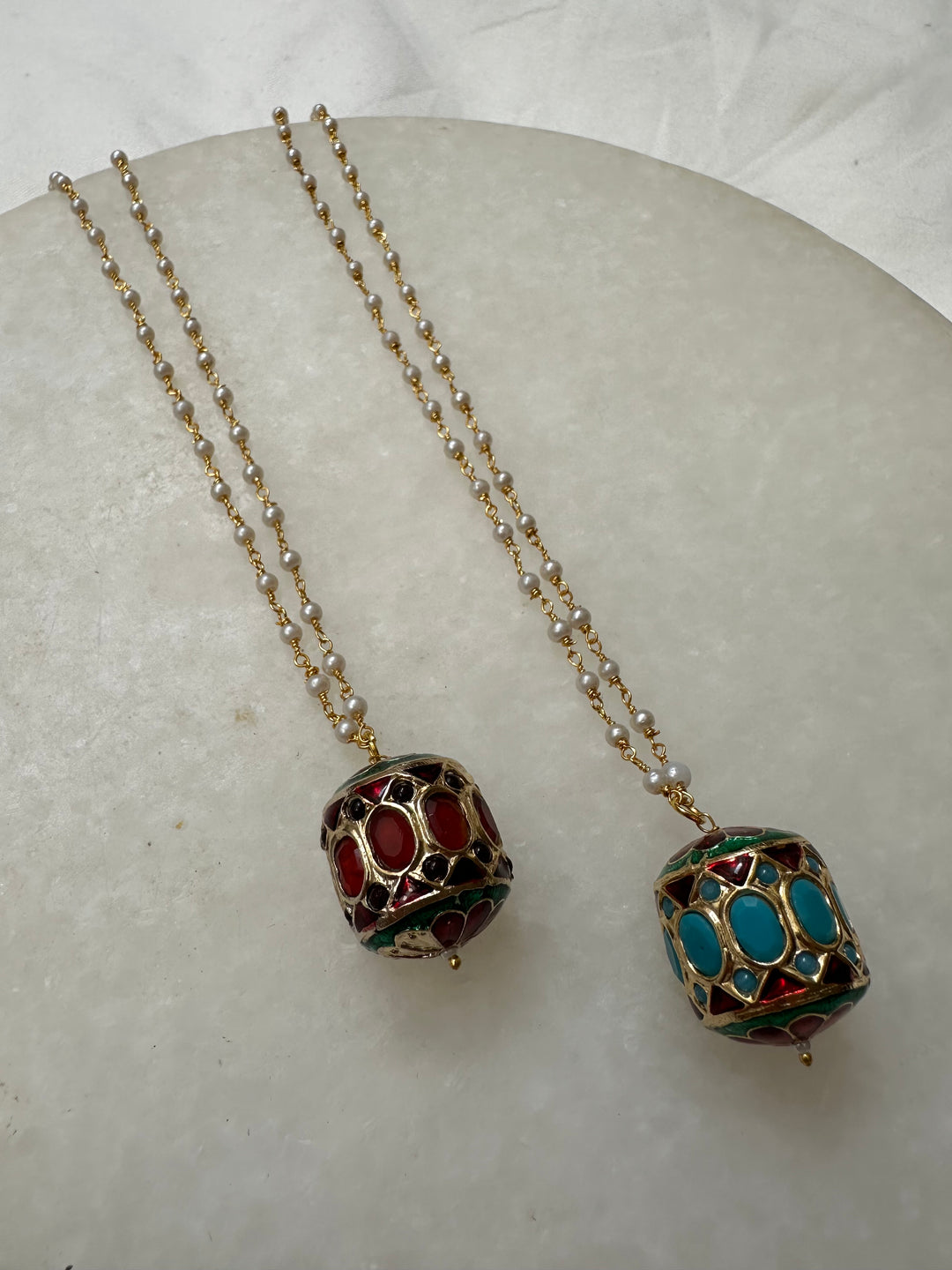 Block colored bonsho necklace