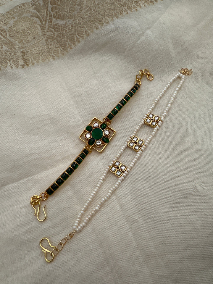 Pearl green bracelet