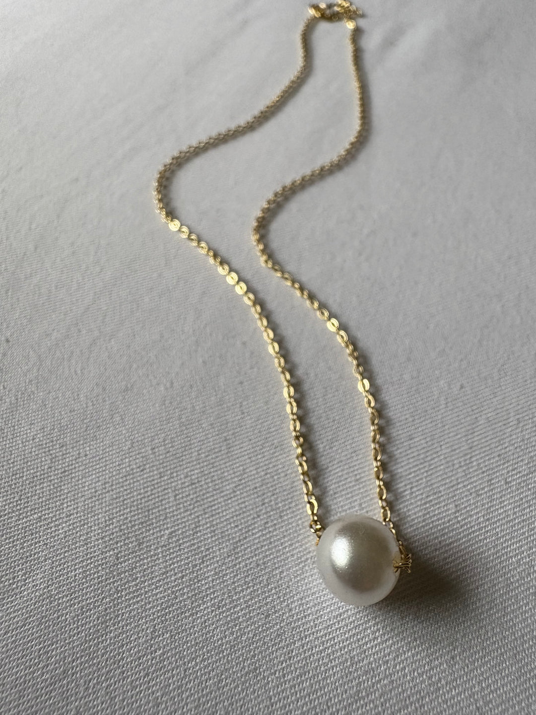 Pearl ball pendant classic necklace