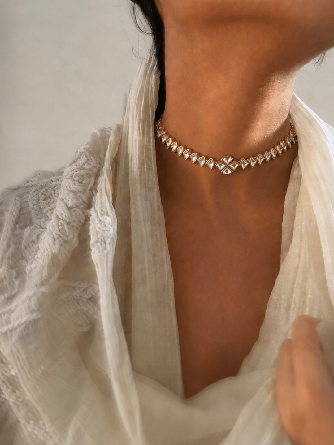 Shamia choker necklace