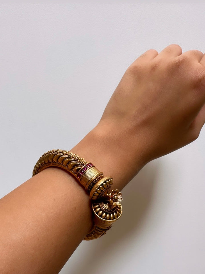 Shanya Kada Bracelet