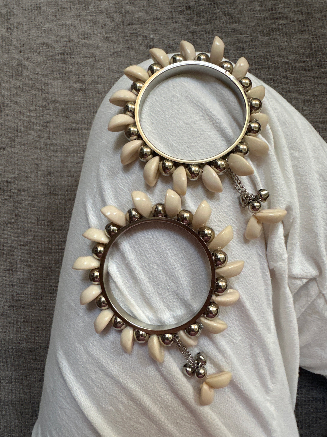 Shell bangle bracelet