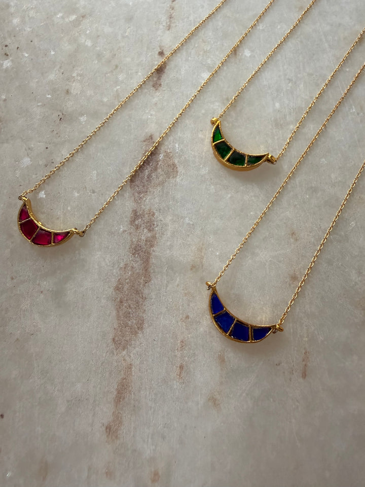 Moon shape necklace