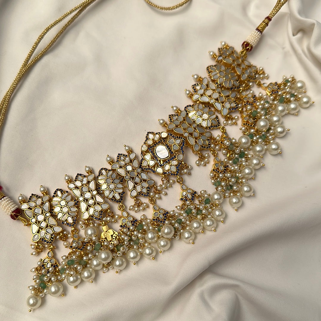 Milky Maharaja Necklace Set