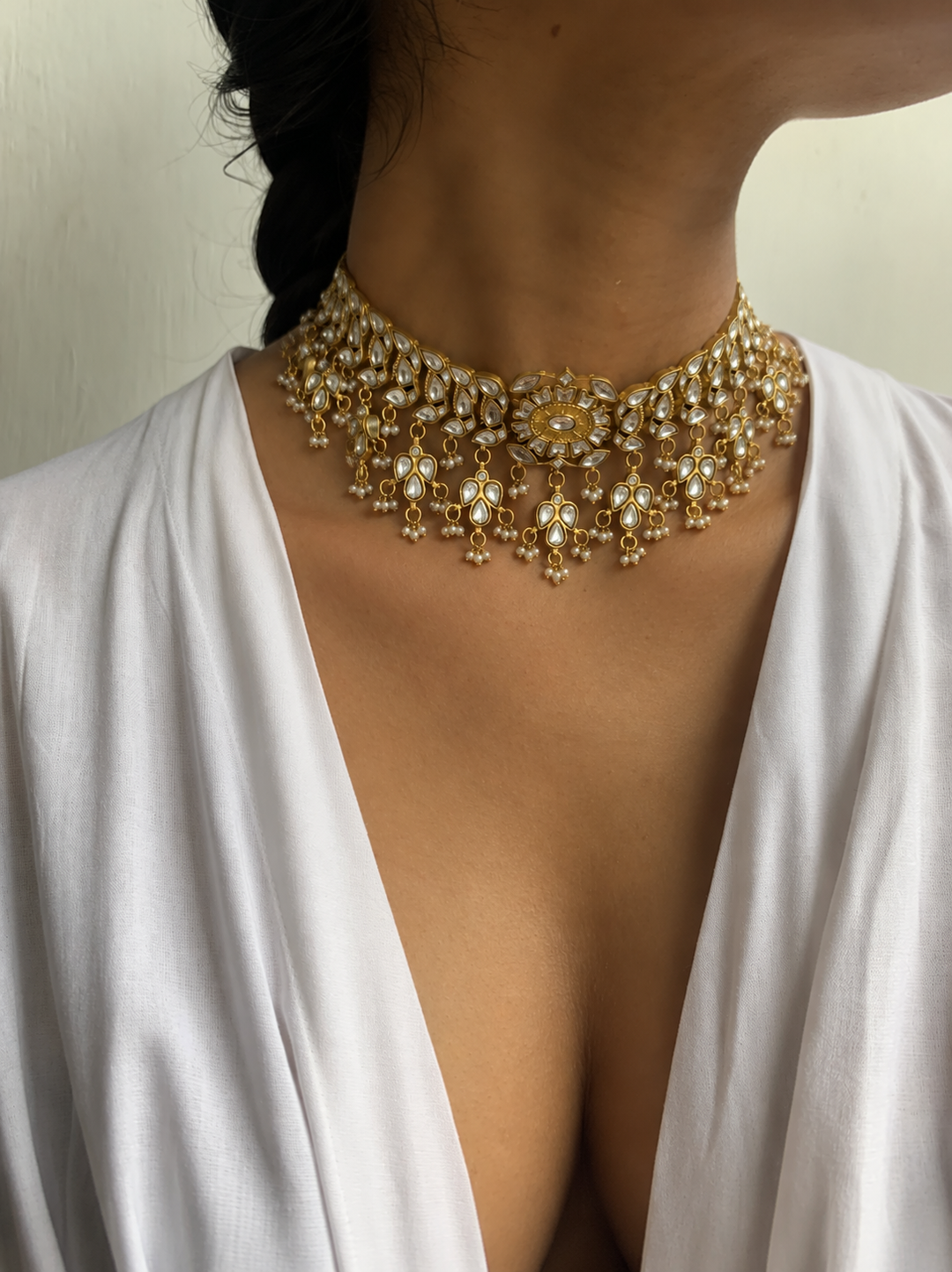 Armania white necklace