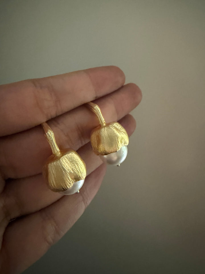Pearl fruit earrings